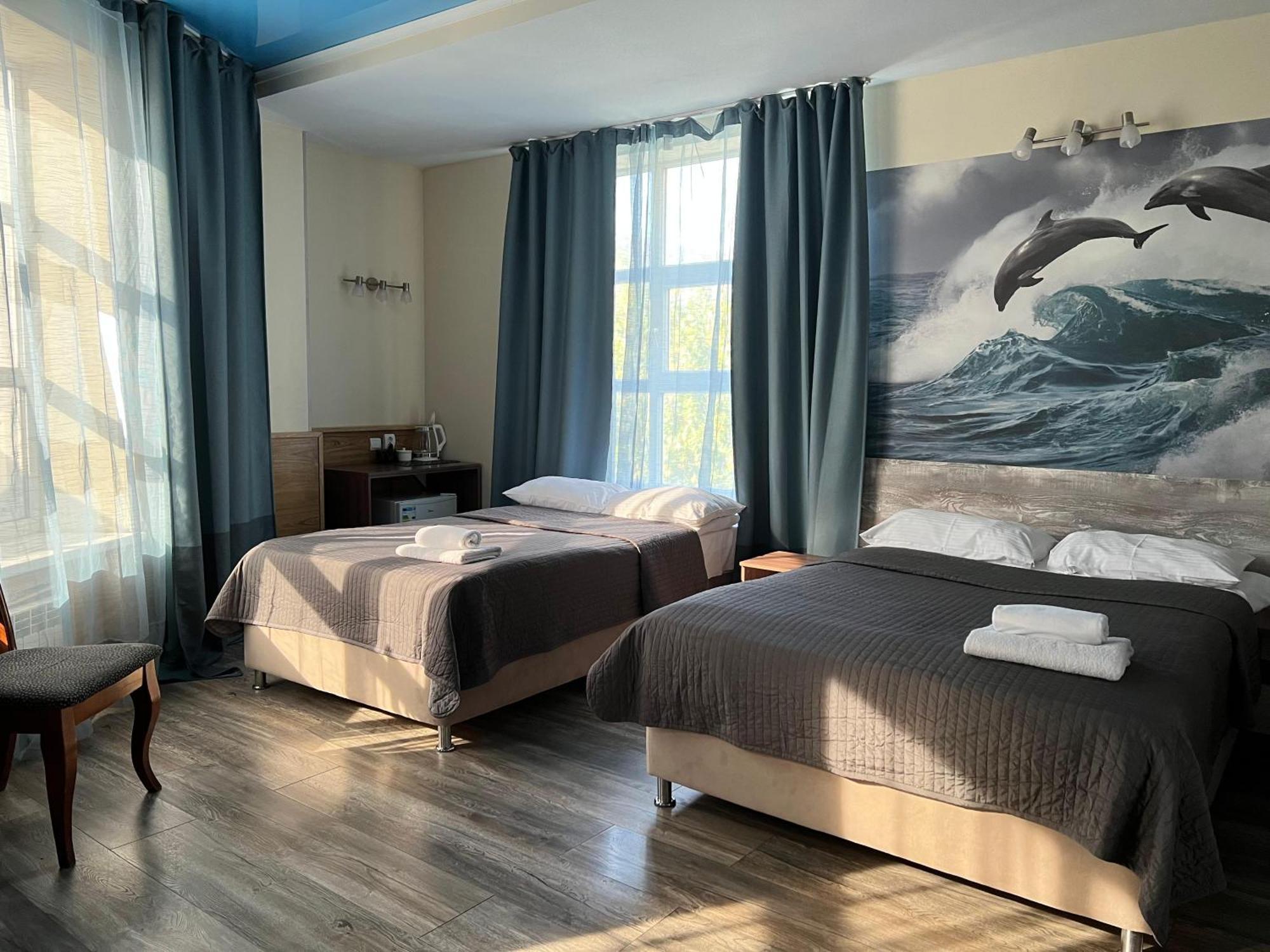 Three Dolphins Hotel Aktau  Exterior foto