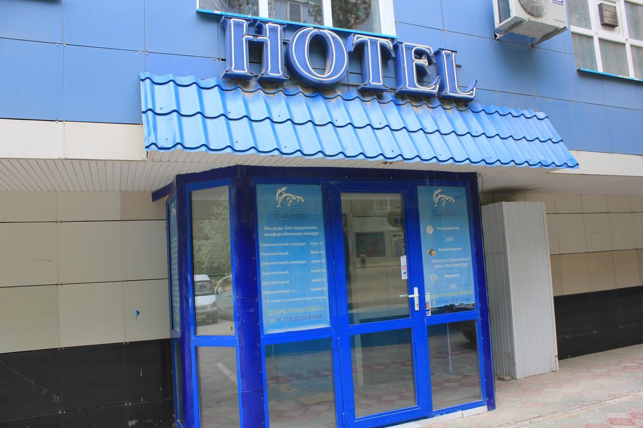 Three Dolphins Hotel Aktau  Exterior foto